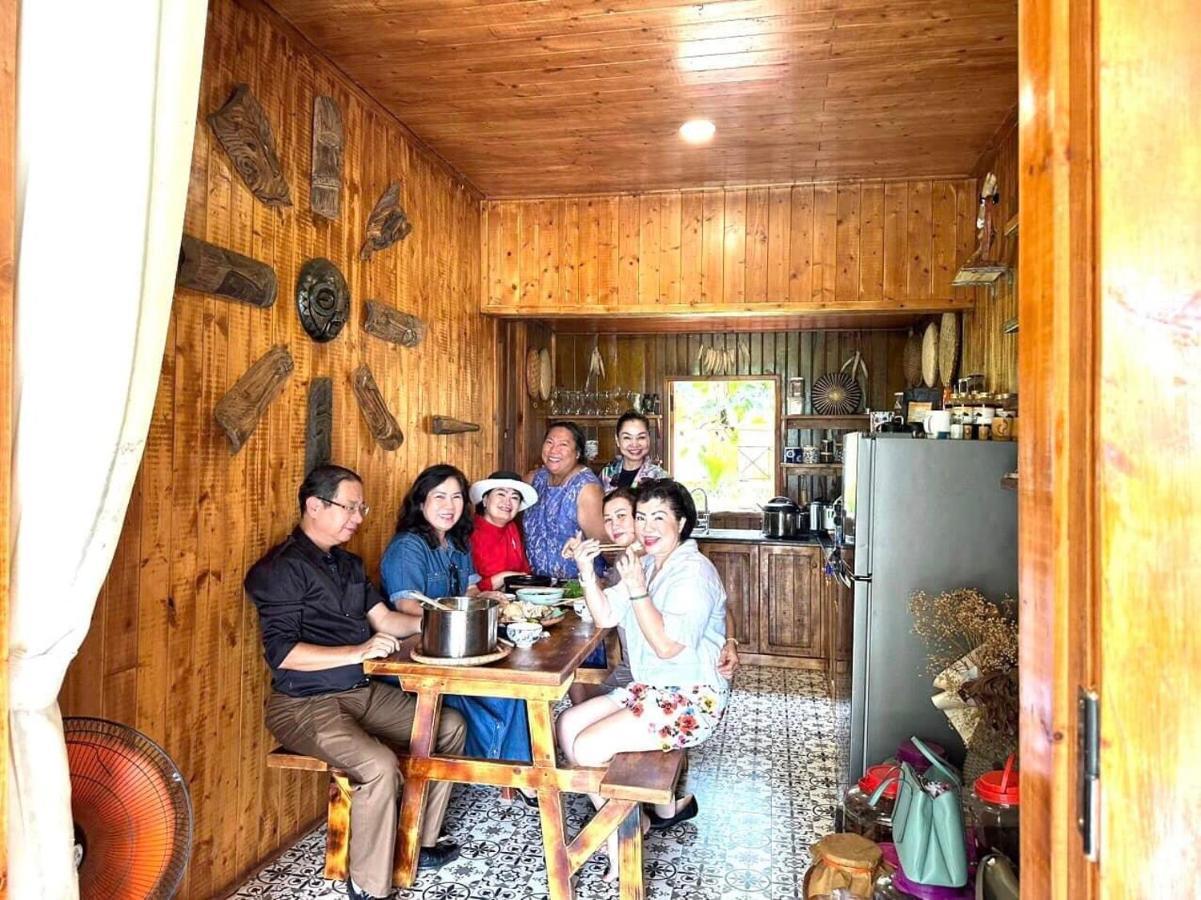 Dugiang Homestay Буон Ма Туот Екстериор снимка
