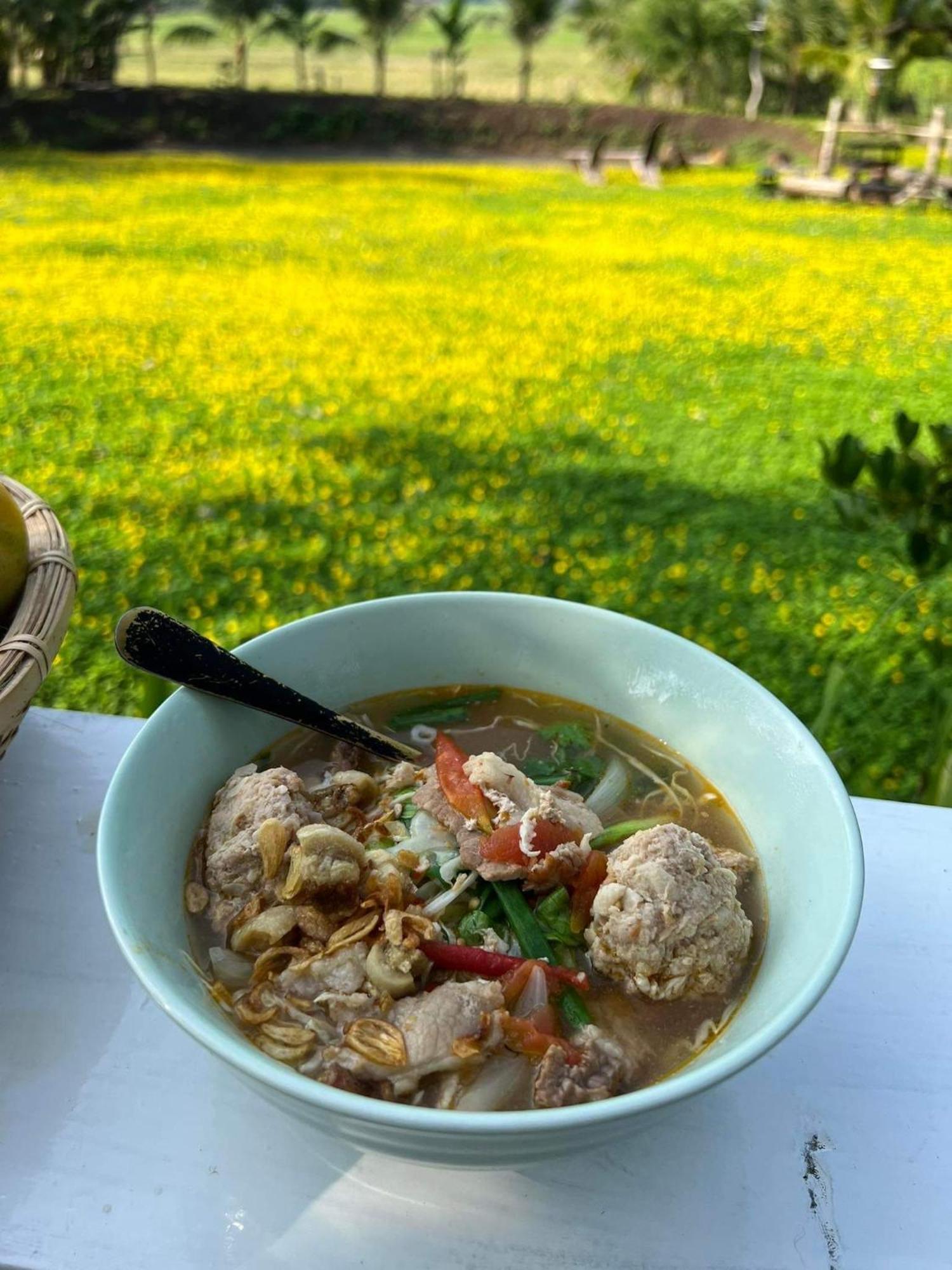 Dugiang Homestay Буон Ма Туот Екстериор снимка