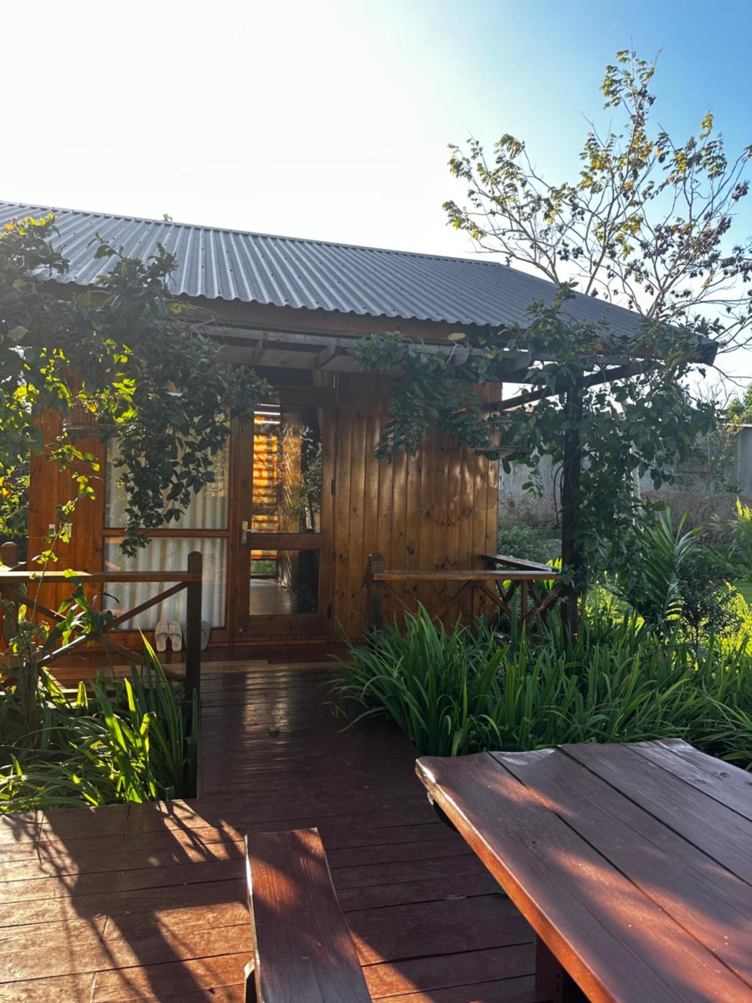 Dugiang Homestay Буон Ма Туот Екстериор снимка